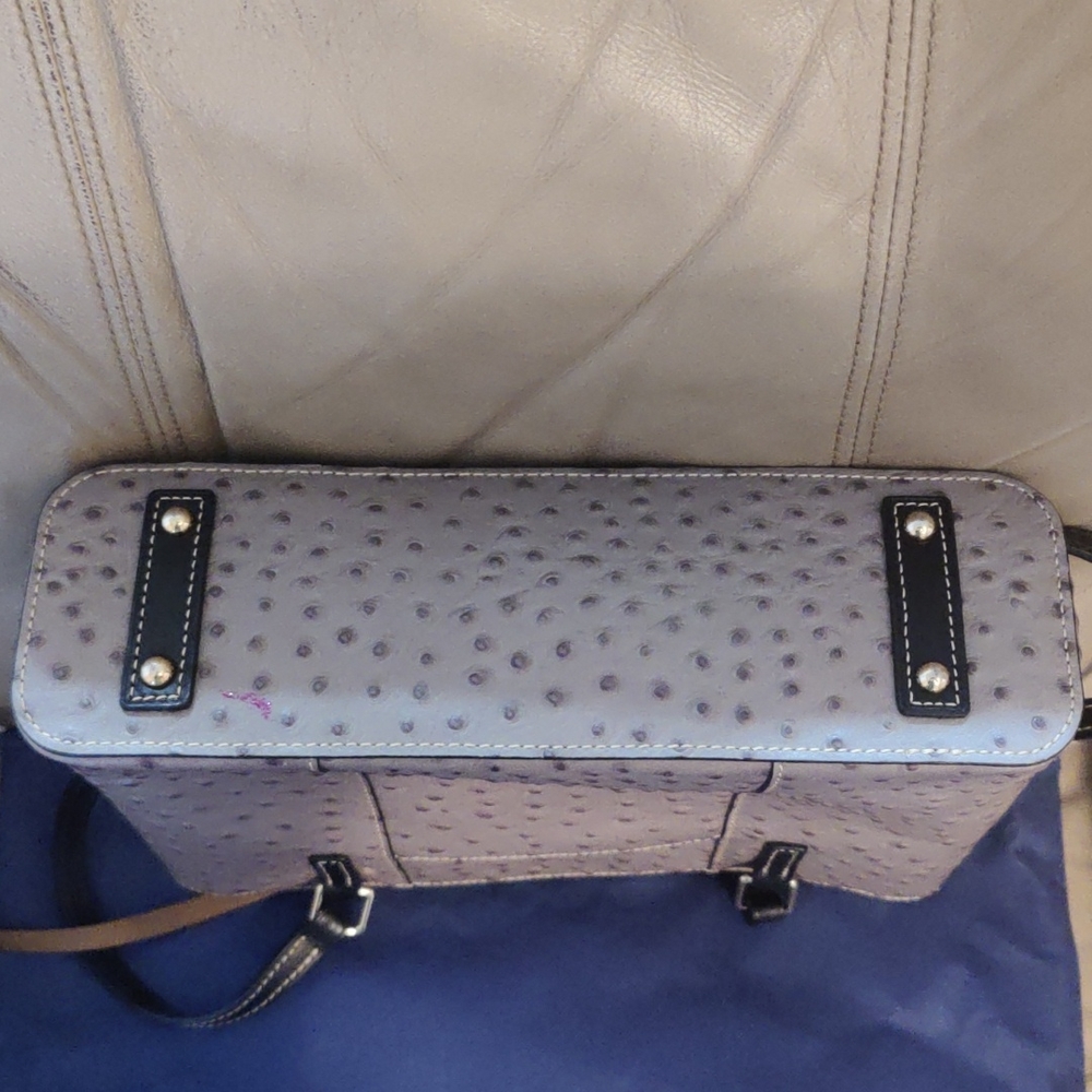 Authentic Dooney & Bourke - Picture 4 of 7